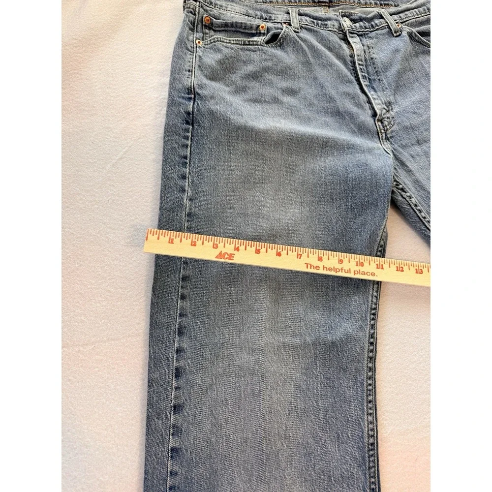 Levis see measurements